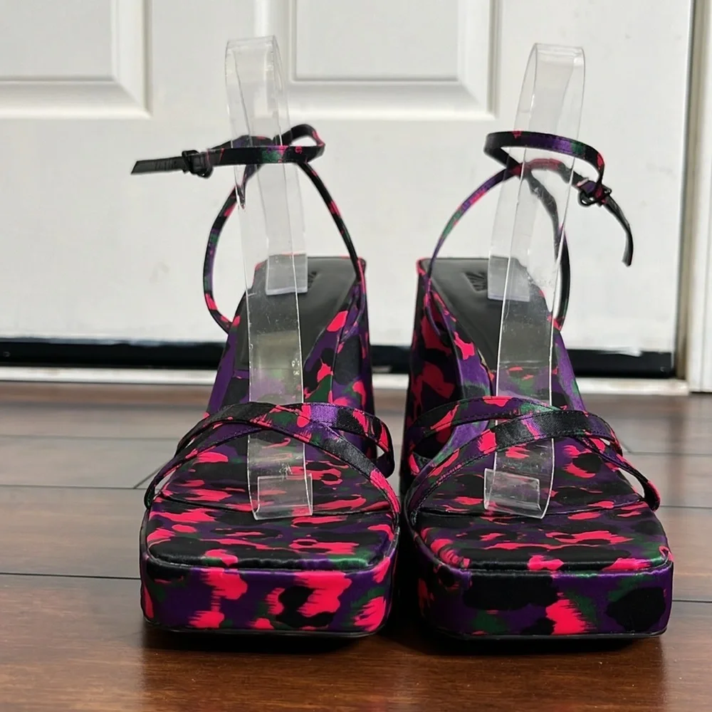 NWOB Zara‎ Platform Sandals Women's size 10 Purple Pink Leopard Print Block Heel